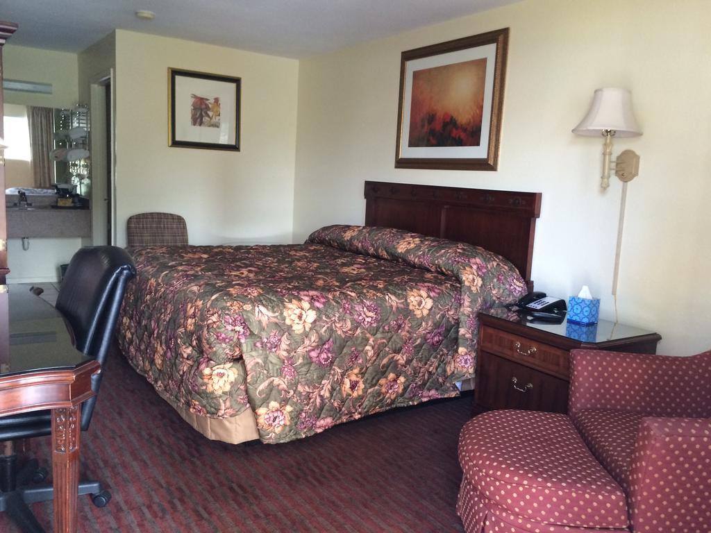 Knights Inn Augusta Fort Gordon Oda fotoğraf